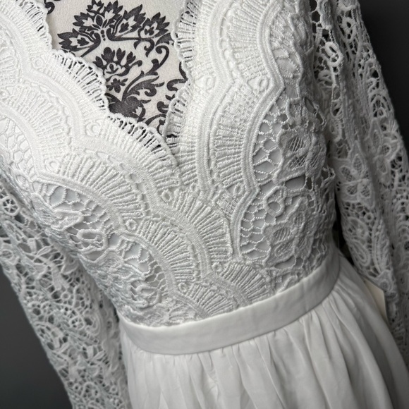 Lulus Awaken My Love Long Sleeve Lace Maxi Dress Size Large NWT Bride Wedding - Picture 4 of 15